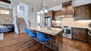 Coffee/tea maker, fridge, microwave, oven - Open Water Luxury LBJ House with Heated Pool and Lakeside Pavilion! Sleeps 17 (Burnet)