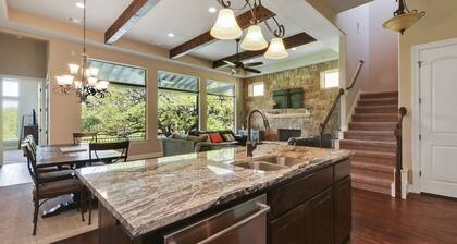 Open Water Luxury LBJ House with Heated Pool and Lakeside Pavilion! Sleeps 17