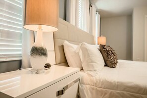 6 bedrooms, iron/ironing board, WiFi, bed sheets