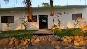 Pintu masuk hartanah