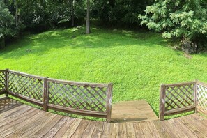 Property grounds - The Dragon's Den 5 bedroom house 1 mile to Main St (Tazewell)