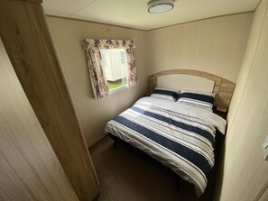 Cabin | 3 bedrooms, iron/ironing board, free WiFi, bed sheets
