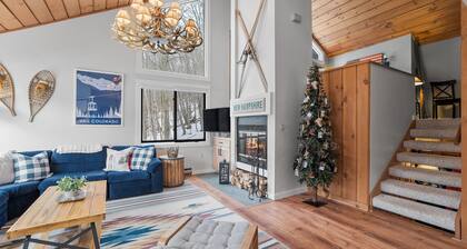 Beautifully Updated 3bd + Loft / 2ba with Mountain Views / Sleeps 8