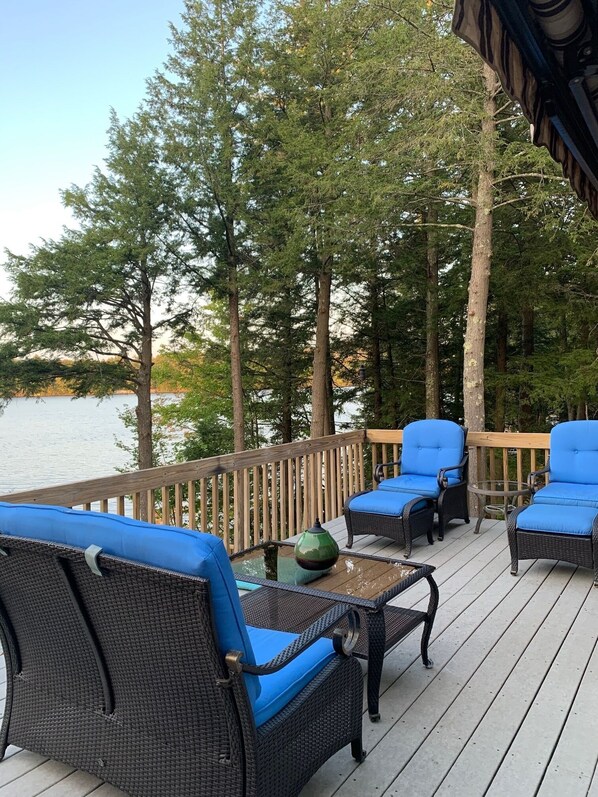 Terrace/patio - Half Moon Lake, Barnstead, NH vacation house on water front with firepit (Barnstead)