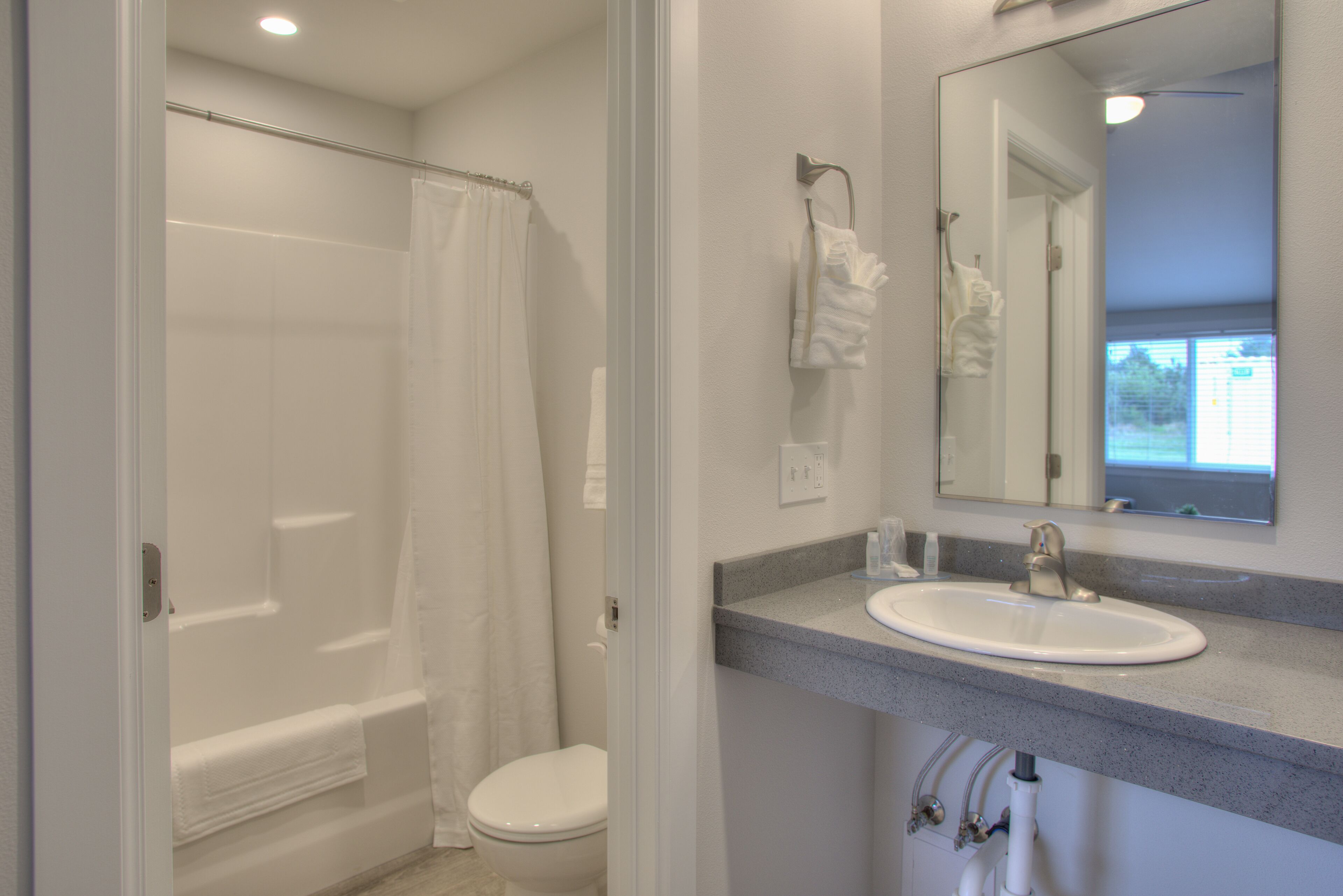 Towels, soap, shampoo, toilet paper