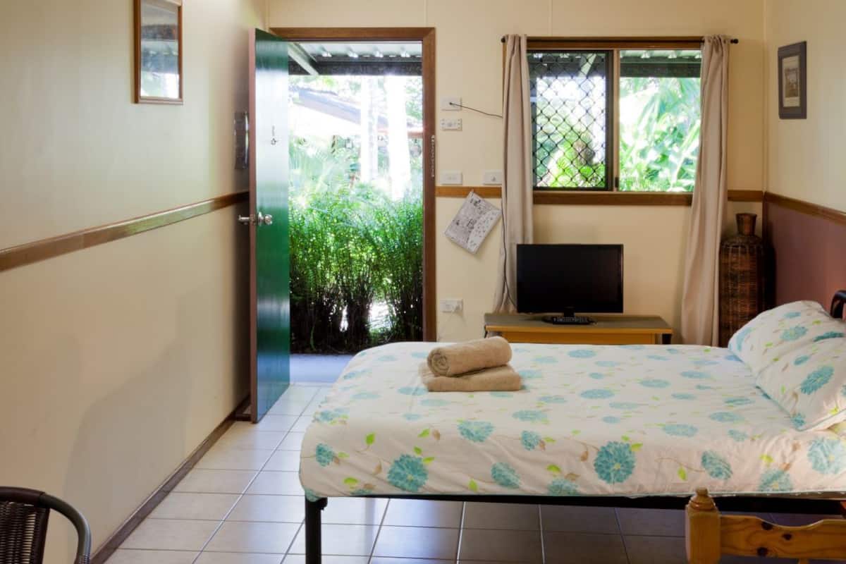 Superior Twin Room, Ensuite | Individually decorated, individually furnished, iron/ironing board