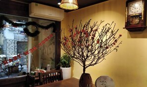Interior - Harmony | Blooming Lotus | 2mins to Old Quarter / Hoan Kiem Hanoi (Hoan Kiem)