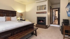6 Schlafzimmer, Bügeleisen/Bügelbrett, kostenloses WLAN, Bettwäsche