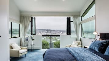 4 bedrooms, free WiFi, bed sheets