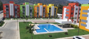 Departamento nuevo con alberca a 10 min de la playa