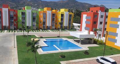 Departamento nuevo con alberca a 10 min de la playa