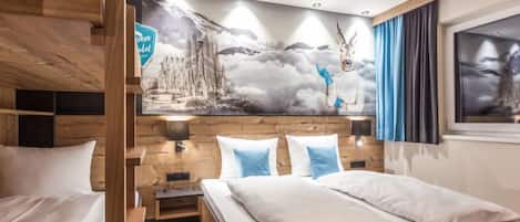 8 Schlafzimmer, Internetzugang