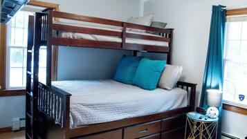 2 chambres, fer et planche Ă repasser, Wi-Fi gratuit, draps fournis