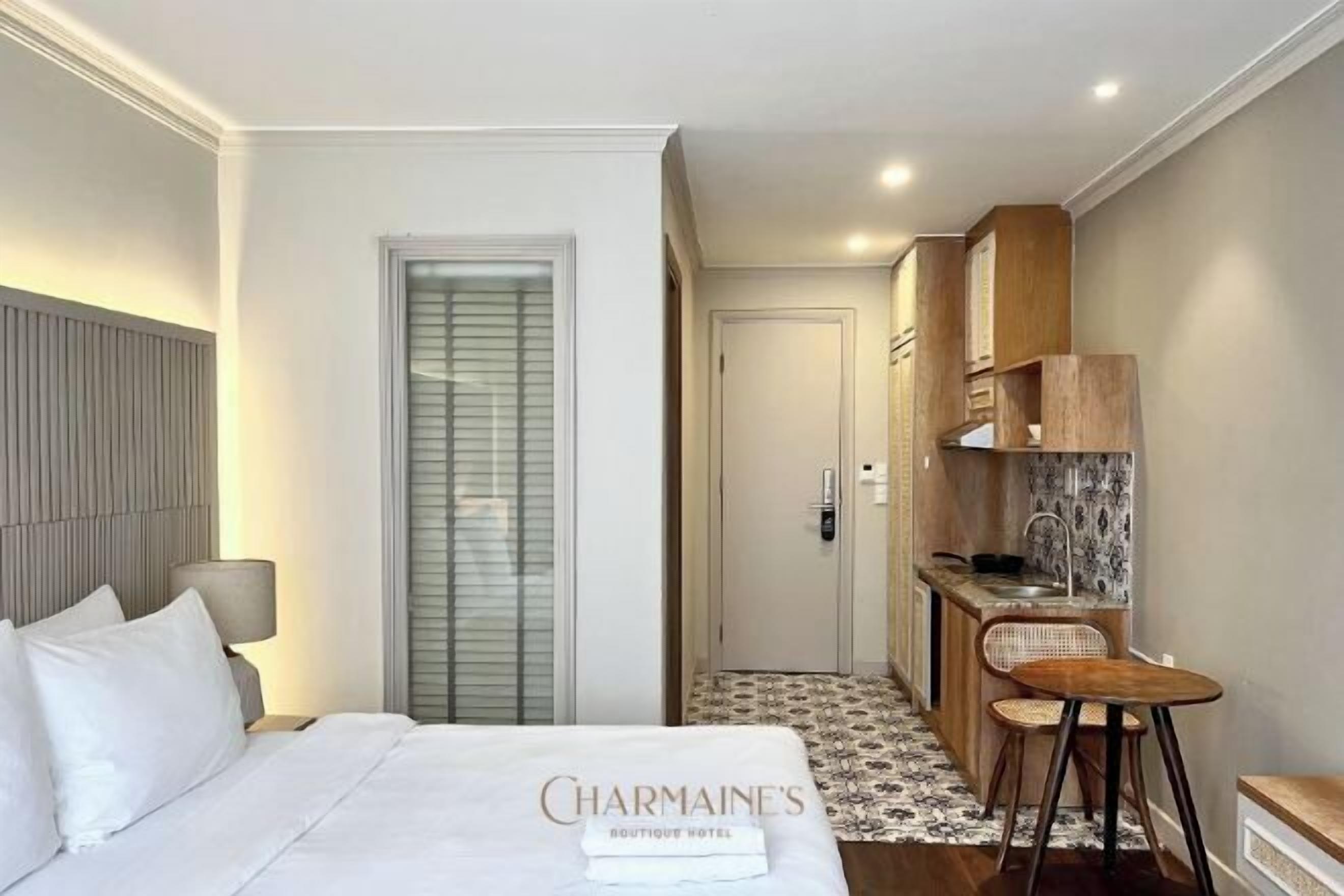 Premium bedding, down duvets, pillow-top beds, minibar