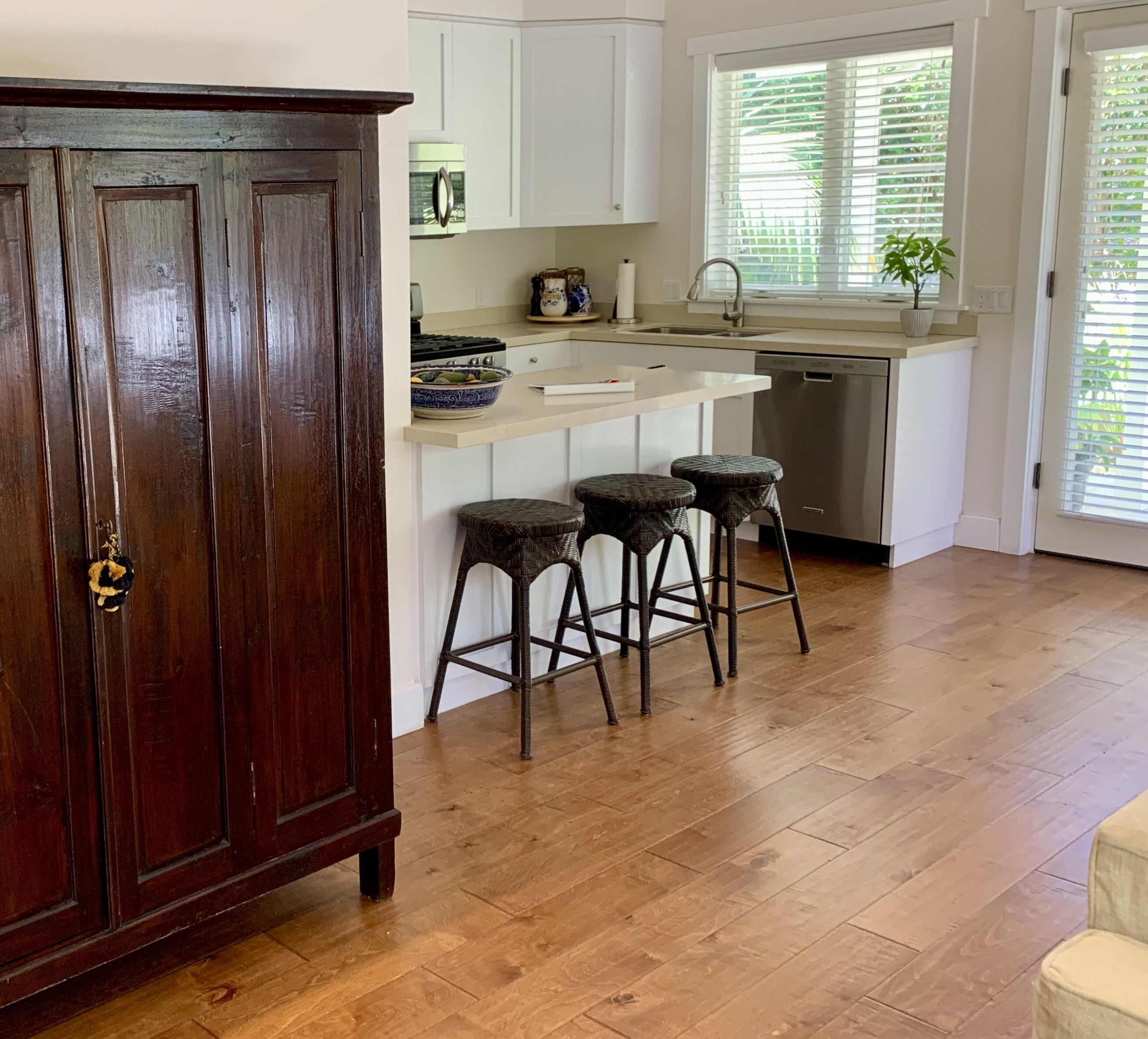 冰箱、微波炉、烤箱、炉灶