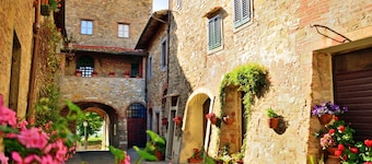 La Badia 3, Tavarnelle Val di Pesa, Italy