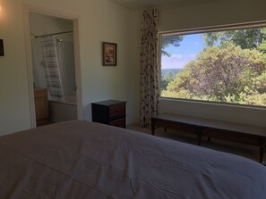 5 quartos, ferros/tábuas de passar roupa, Wi-Fi, roupa de cama
