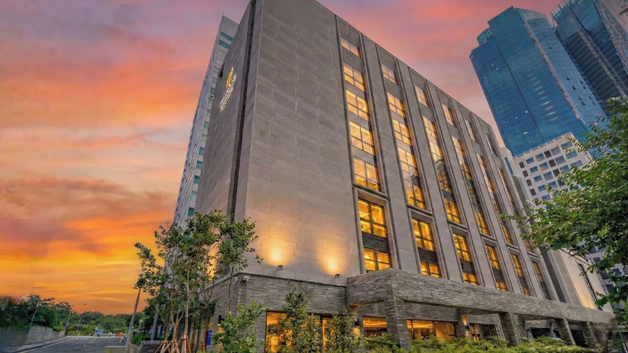 Haeundae Thevan Hotel