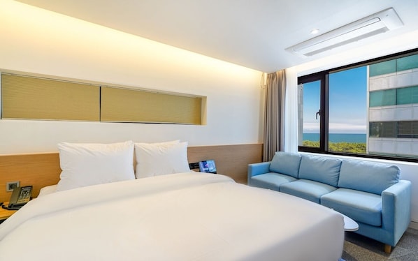Superior Double Terrace - OTT services free viewing, Latex motion bed, Bathtub, Safe, Free parking | 1 bedroom, premium bedding, down comforters, memory foam beds