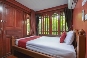 Escritorio y wifi gratis