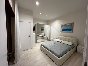 2 chambres, fer et planche Ă repasser, Wi-Fi, draps fournis