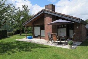 Unclassified image, 3 of 20, button