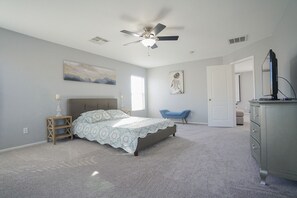 4 Schlafzimmer, Bügeleisen/Bügelbrett, kostenloses WLAN, Bettwäsche
