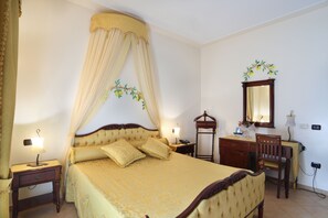 Frette Italian sheets, premium bedding, down duvets, minibar