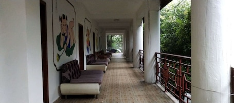 Pasillo. Jingheyuan Mianzhu
