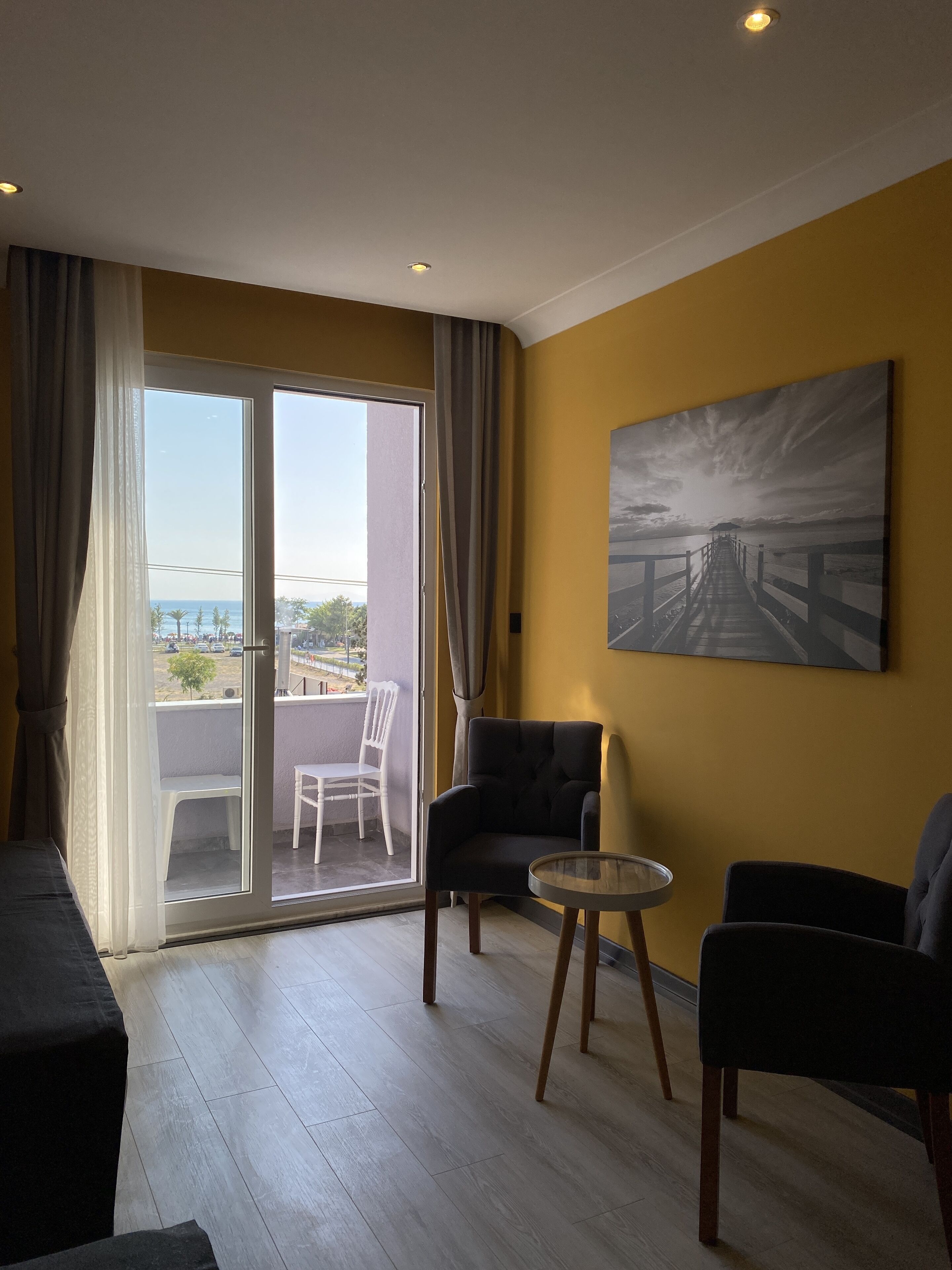 classic quadruple room, sea view | free wifi, bed sheets