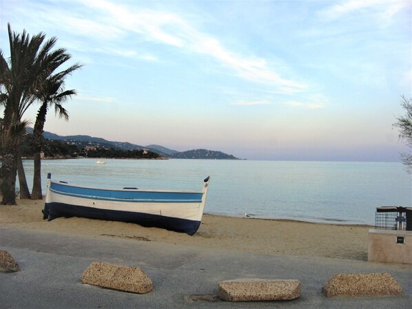 Beach nearby - LE LAVANDOU - apartment in villa in Saint clair - (Le Lavandou)