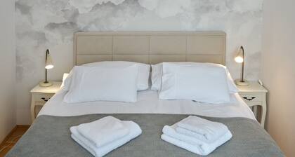 Codelli Deluxe Unique Fresko Apartments