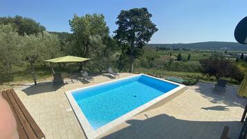 Seasonal outdoor pool