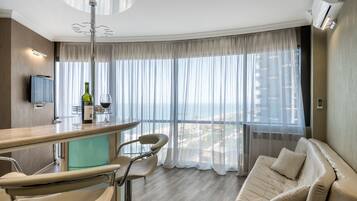 Televisión de pantalla plana 80 cm con canales de televisión por cable