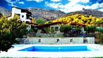 Façana frontal de l'allotjament