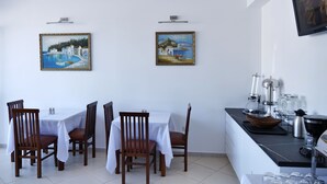 Daily buffet breakfast for a fee - Lumi Hotel (Sarandë)