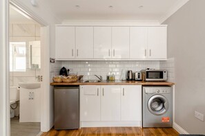 Leilighet | Eget kjøkken | Kjøleskap, mikrobølgeovn, vannkoker og brødrister