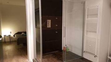 Villa, 4 camere da letto | Doccia