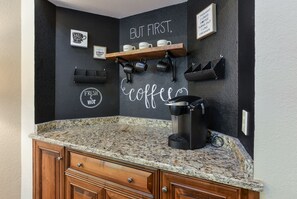 Interior - Truly 4 bedroom in Pointe with 2 Livingrooms (Branson)