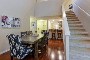 Dining - Truly 4 bedroom in Pointe with 2 Livingrooms (Branson)