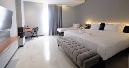 Hotel Youstay Semarang By Sinergi