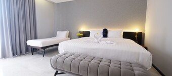 Hotel Youstay Semarang By Sinergi