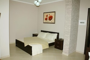 Wifi gratis y ropa de cama 