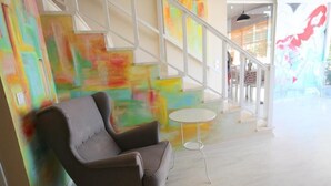 منطقة الجلوس في الردهة