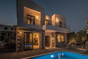 Terrace/patio - Istros Villa I, Pool, BBQ & Heated Spa Whirlpool (Chania)