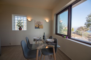 Dining - Istros Villa I, Pool, BBQ & Heated Spa Whirlpool (Chania)