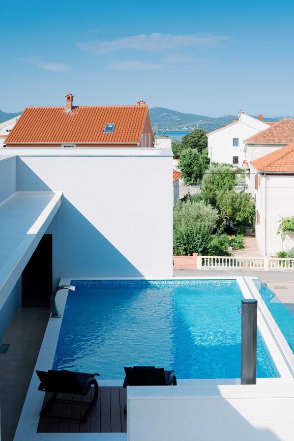 Outdoor pool, a heated pool