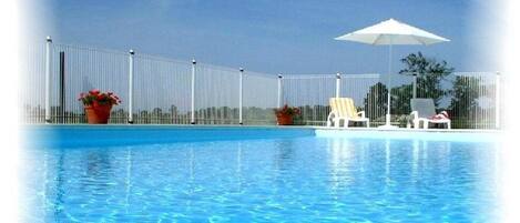 Piscine extérieure, piscine chauffée