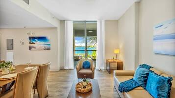 Televisión y oficina