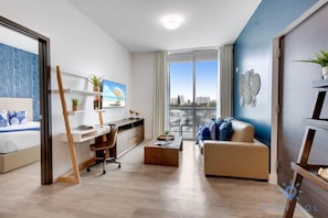 1 bedroom, desk, iron/ironing board, travel crib - Exclusive Apartment| Rooftop Pool|Hollywood Beach (Hollywood)